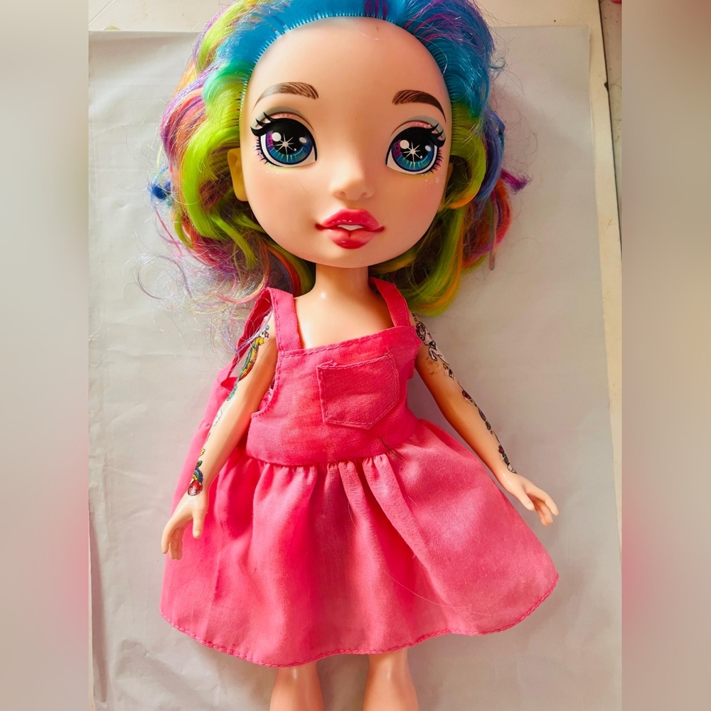 Rainbow HighRainbow High Rainbow Surprise 14-inch doll – Rainbow Dream D…